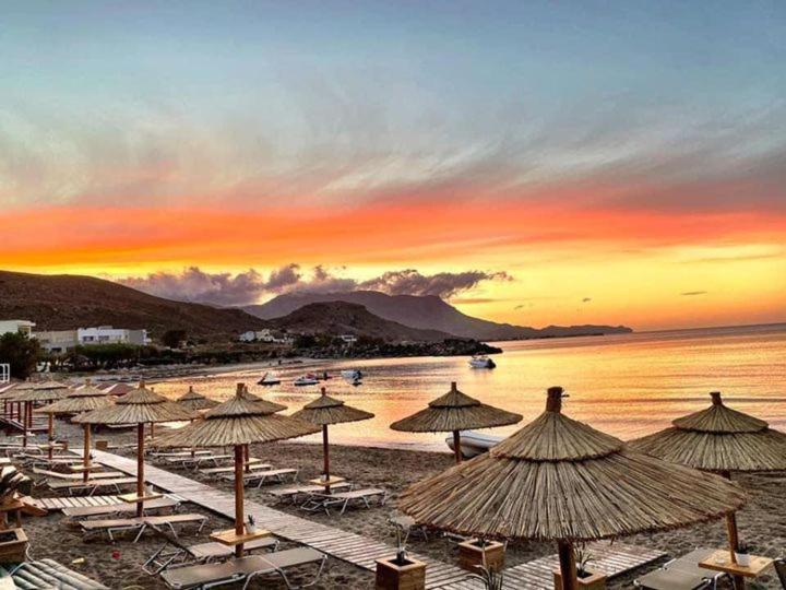 Molos Beach Rooms Kíszamosz Kültér fotó
